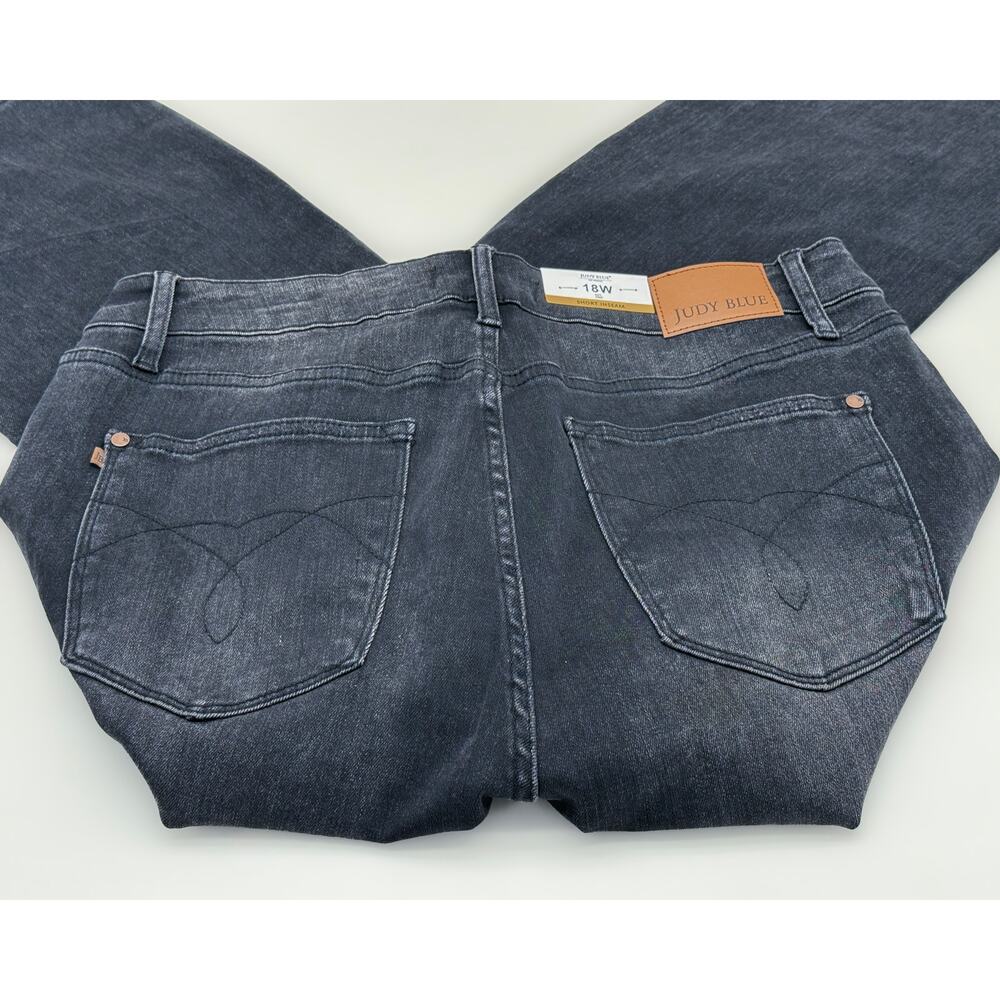 Judy Blue Women’s 18W Short Black High Waist Tummy Control Bootcut Jeans NWT